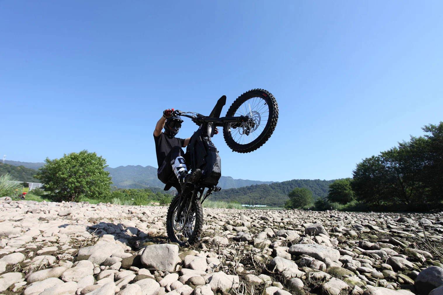 E Ride Pro SS 3.0 Off-Road Electric Dirt Bike - Image 4